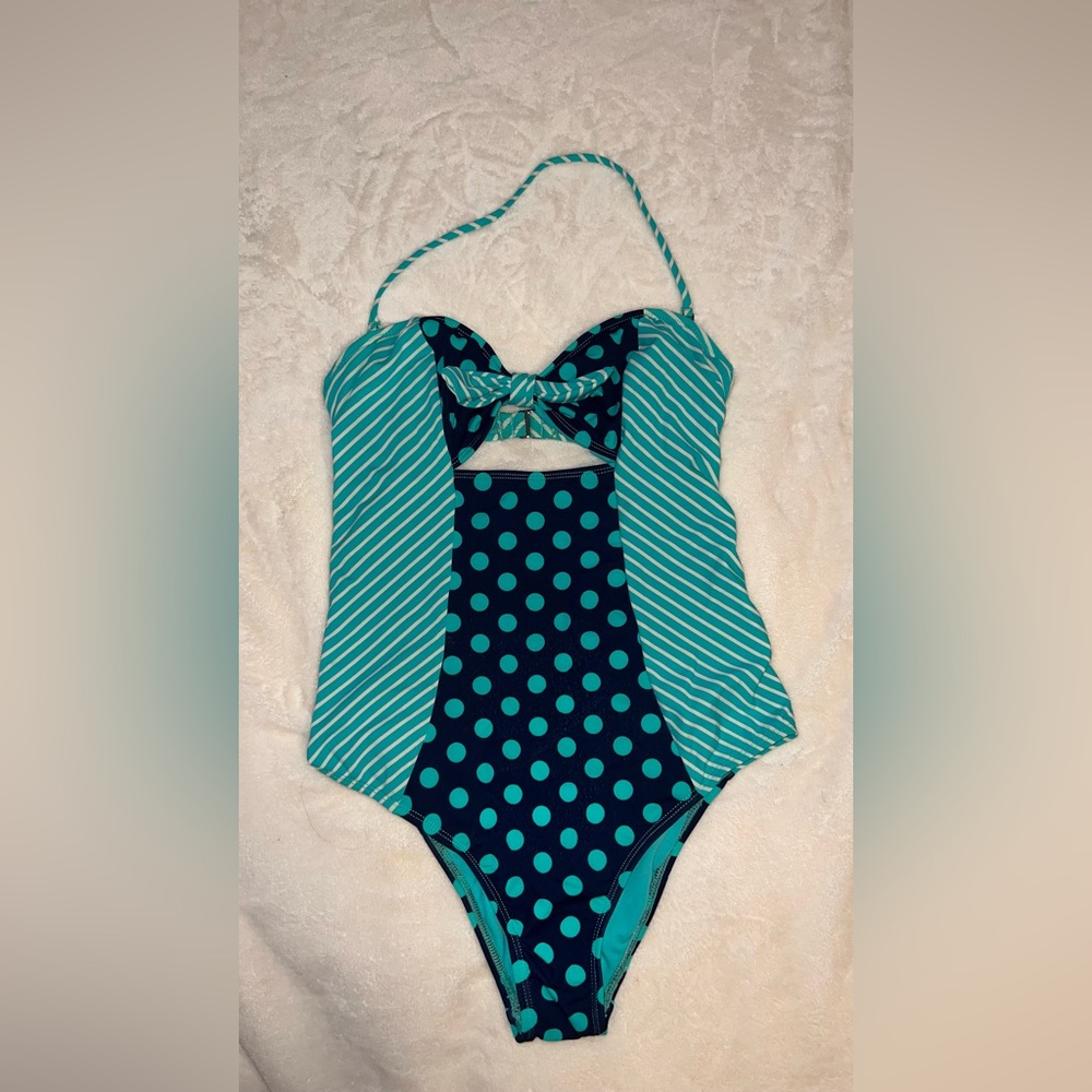 Swimsuit large